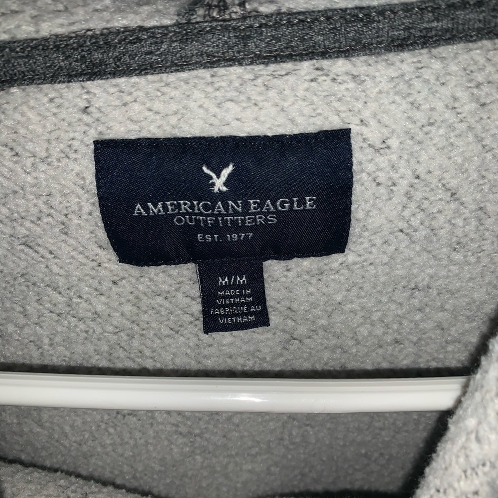 💛Amrican Eagle hoodie💛 - Picture 2 of 4